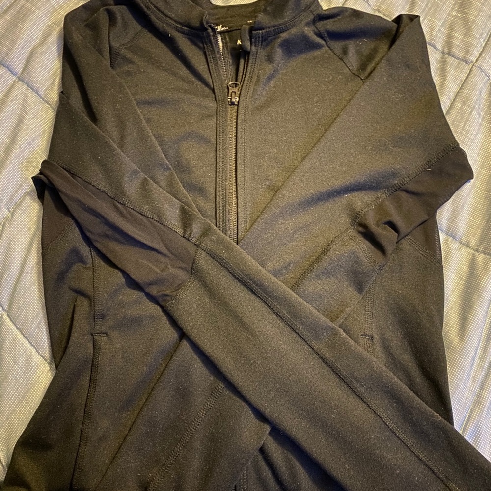 Abercrombie & Fitch black yoga zip up